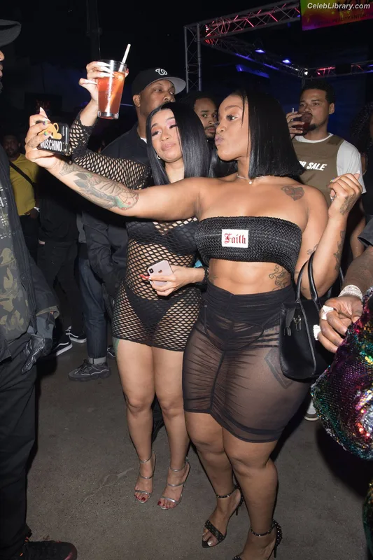 Cardi B photo 11 of 497