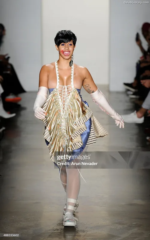 Cardi B photo 9 of 497