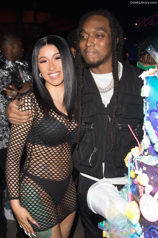 Cardi B photo 4 of 497