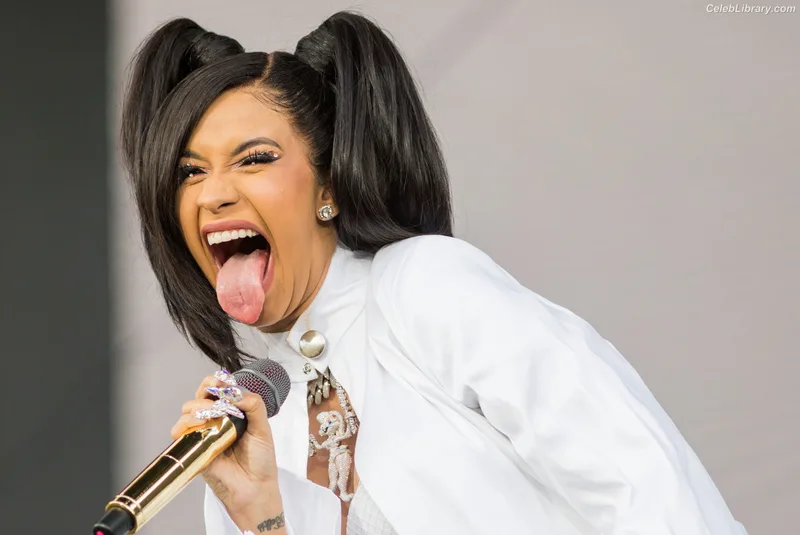Cardi B photo 12 of 497