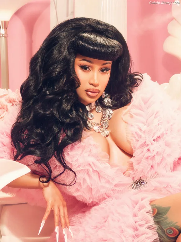 Cardi B photo 14 of 497