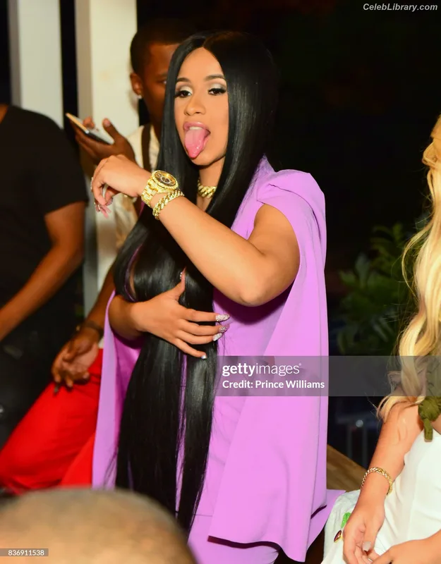 Cardi B photo 23 of 497