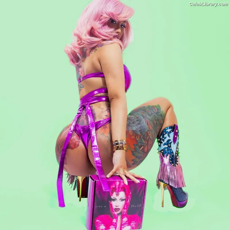 Cardi B photo 20 of 497