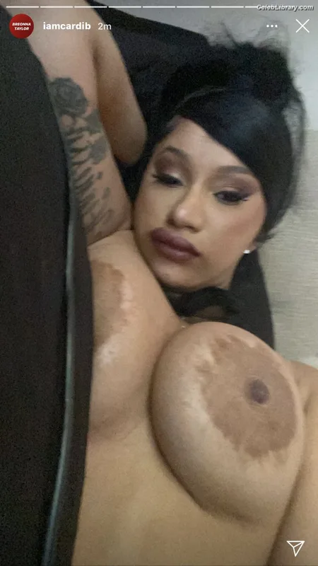 Cardi B photo 12 of 497