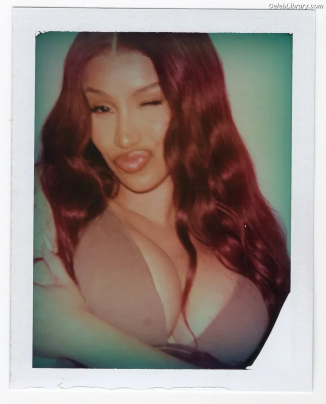 Cardi B photo 10 of 497