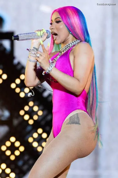 Cardi B photo 12 of 497