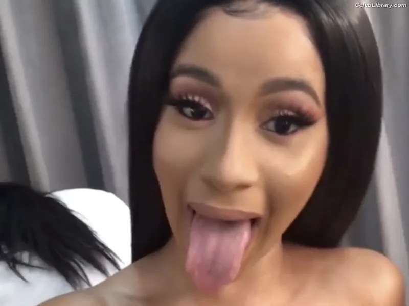 Cardi B photo 21 of 497