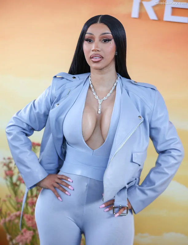 Cardi B photo 7 of 497