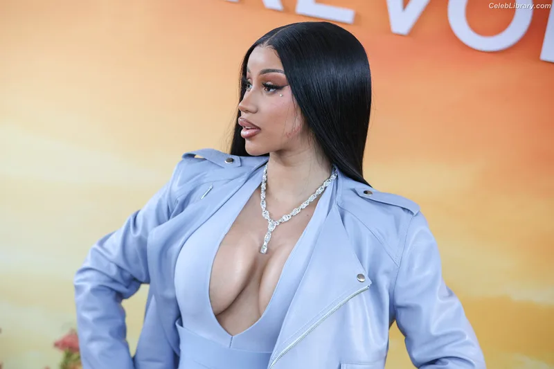 Cardi B photo 16 of 497