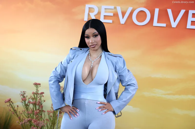 Cardi B photo 17 of 497