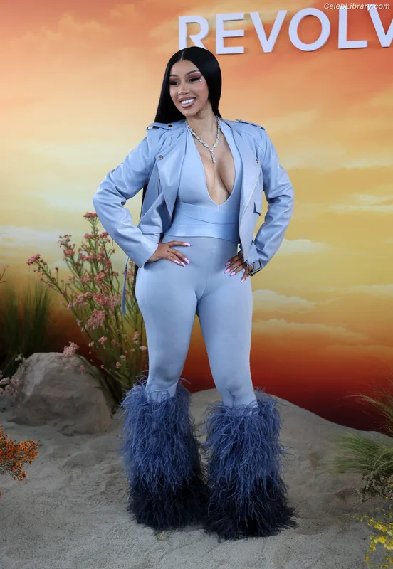 Cardi B photo 19 of 497