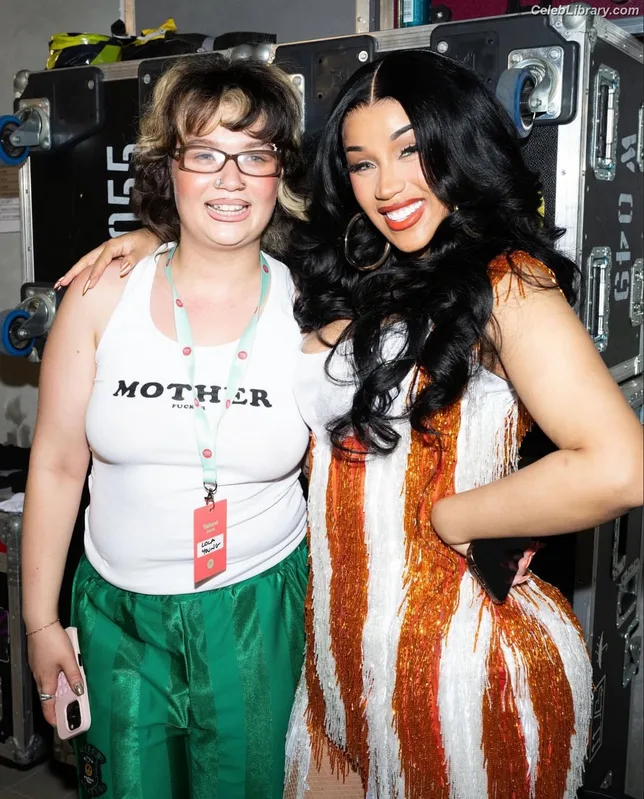 Cardi B photo 9 of 497