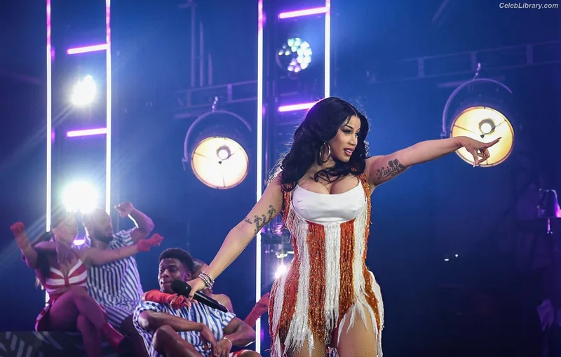 Cardi B photo 15 of 497