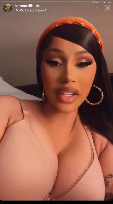 Cardi B photo 16 of 497