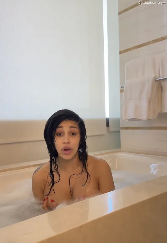 Cardi B photo 24 of 497