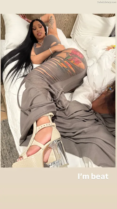 Cardi B photo 19 of 497