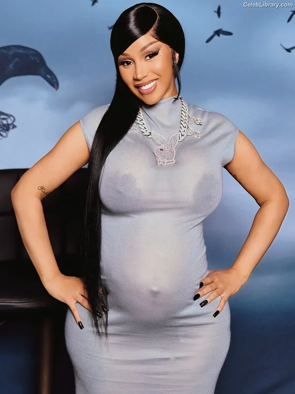 Cardi B photo 5 of 497