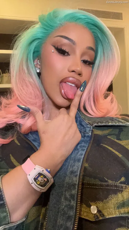 Cardi B photo 12 of 497