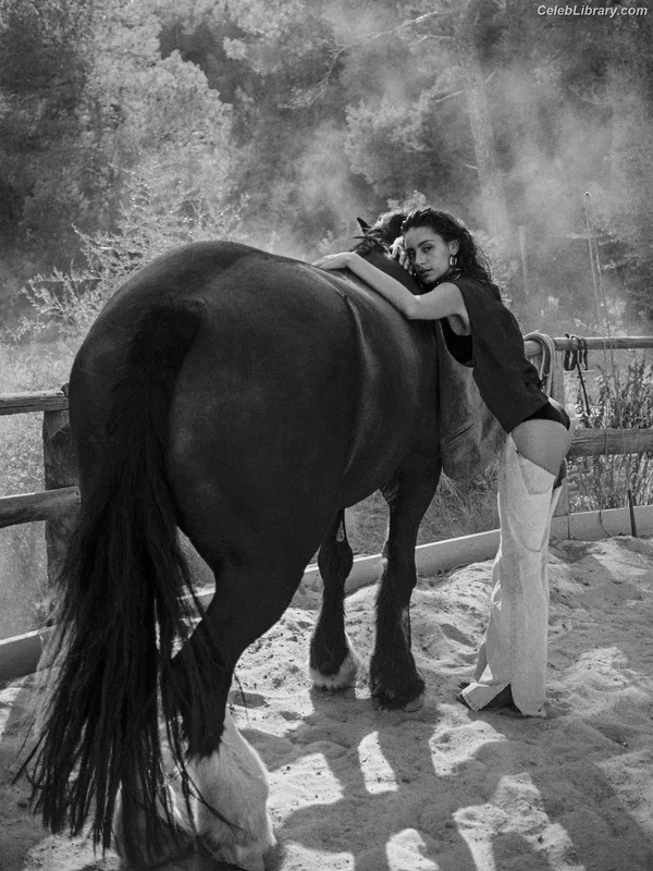Carla Guetta photo 12 of 1031