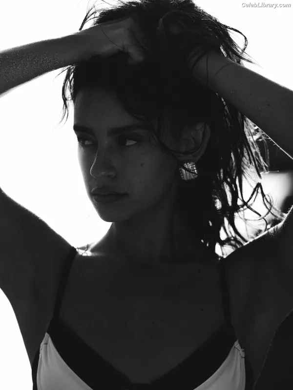 Carla Guetta photo 5 of 1031