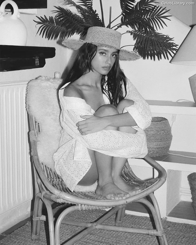 Carla Guetta photo 1 of 1031