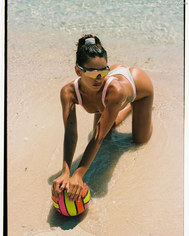 Carla Guetta photo 4 of 1031