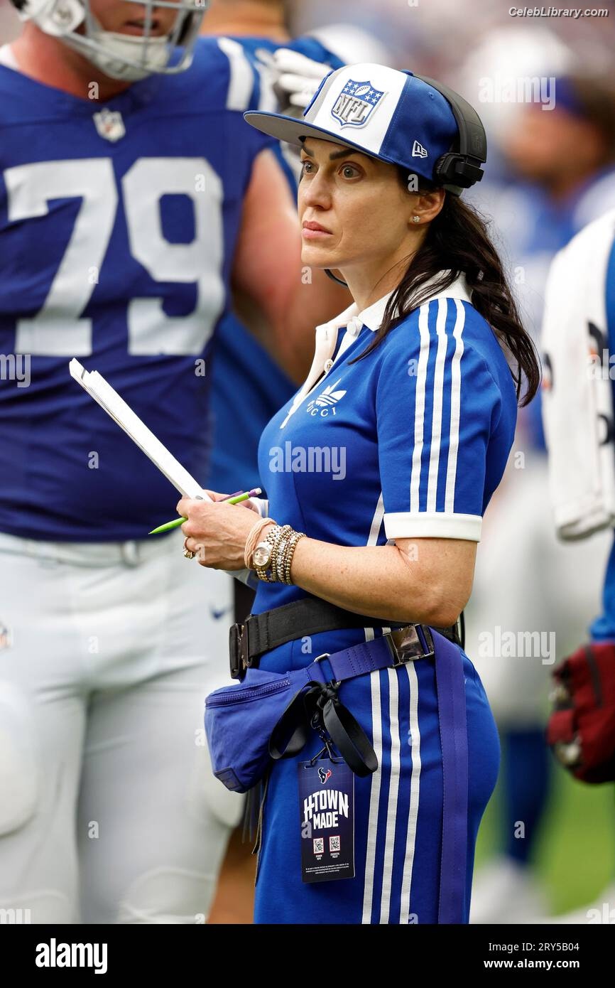 Carlie irsay-gordon photo 5 of 35