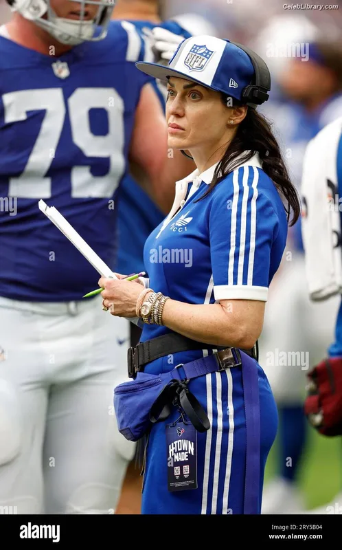 Carlie irsay-gordon photo 5 of 35