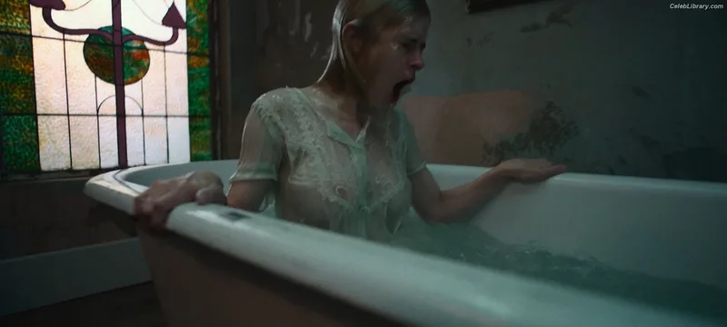 Carlson Young photo 2 of 79