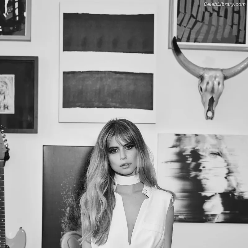 Carlson Young photo 6 of 79