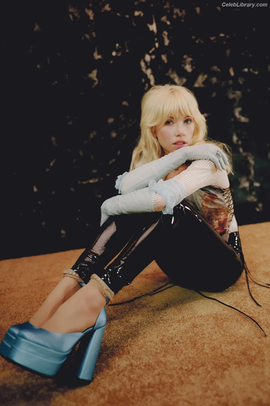 Carly Rae Jepsen photo 11 of 225