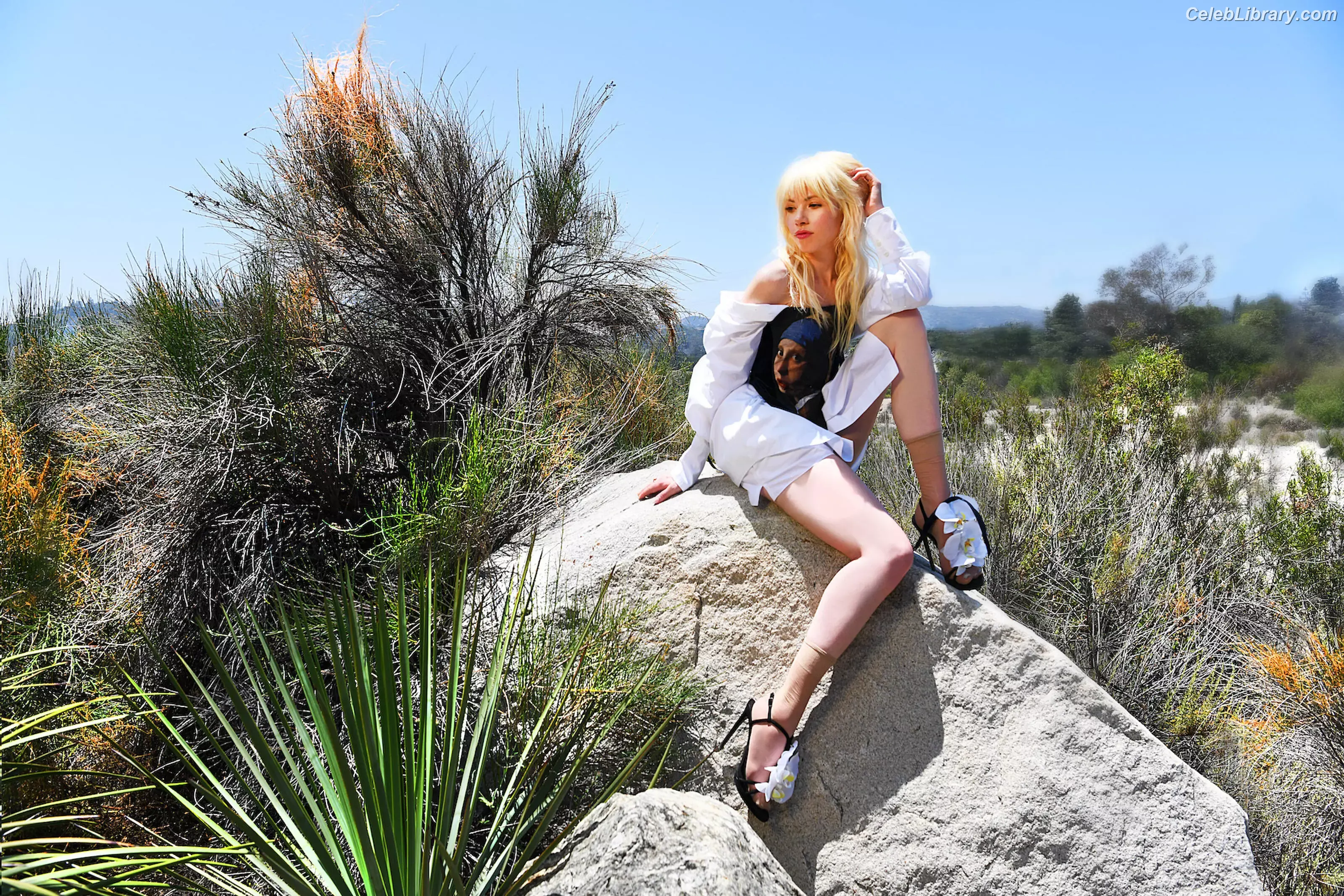 Carly Rae Jepsen photo 17 of 225