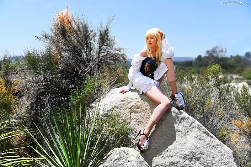 Carly Rae Jepsen photo 17 of 226