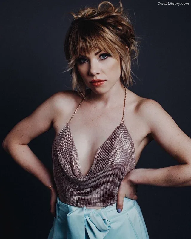Carly Rae Jepsen photo 6 of 226