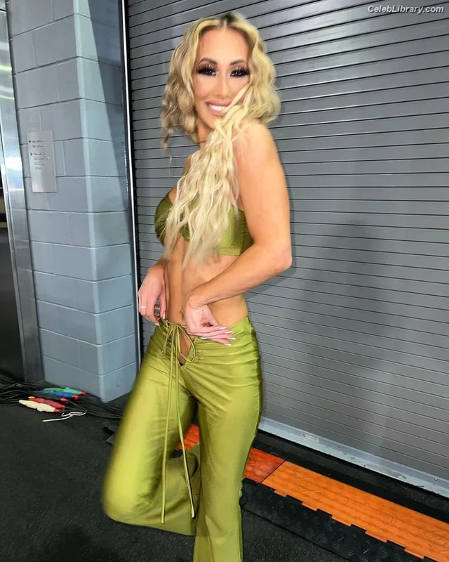 Carmella photo 9 of 367