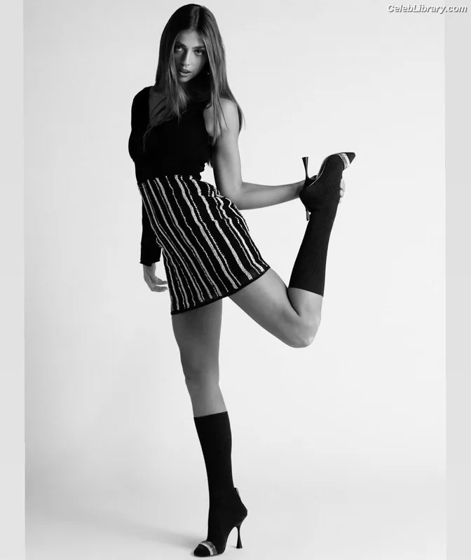 Carmen Arrufat photo 2 of 218
