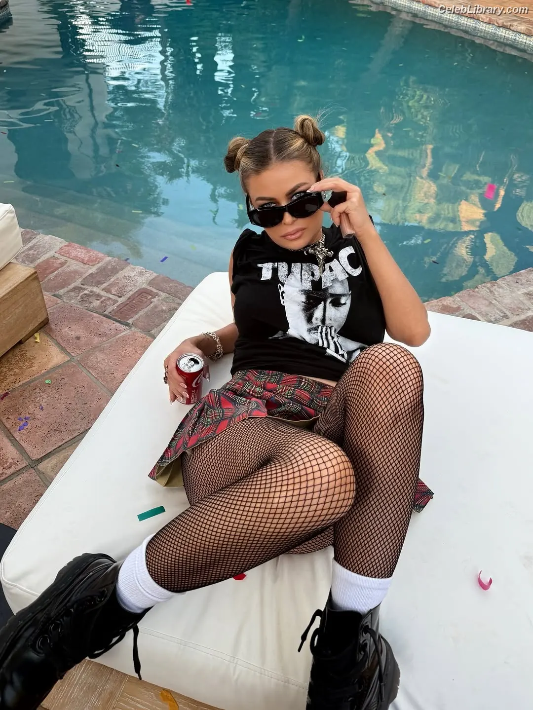 Carmen Electra photo 18 of 861