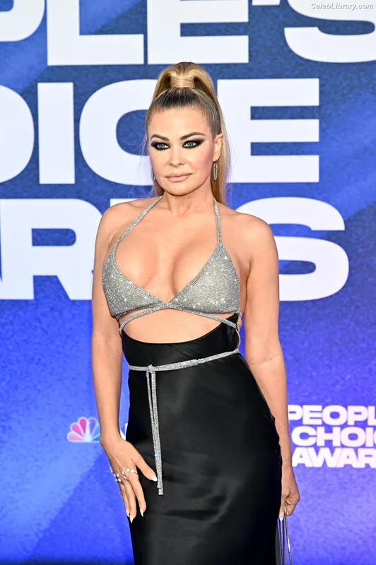 Carmen Electra photo 12 of 835