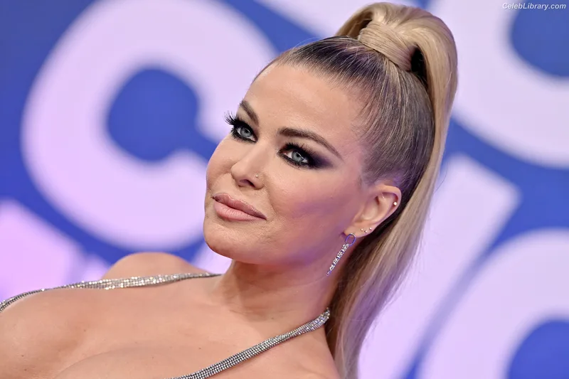 Carmen Electra photo 16 of 835