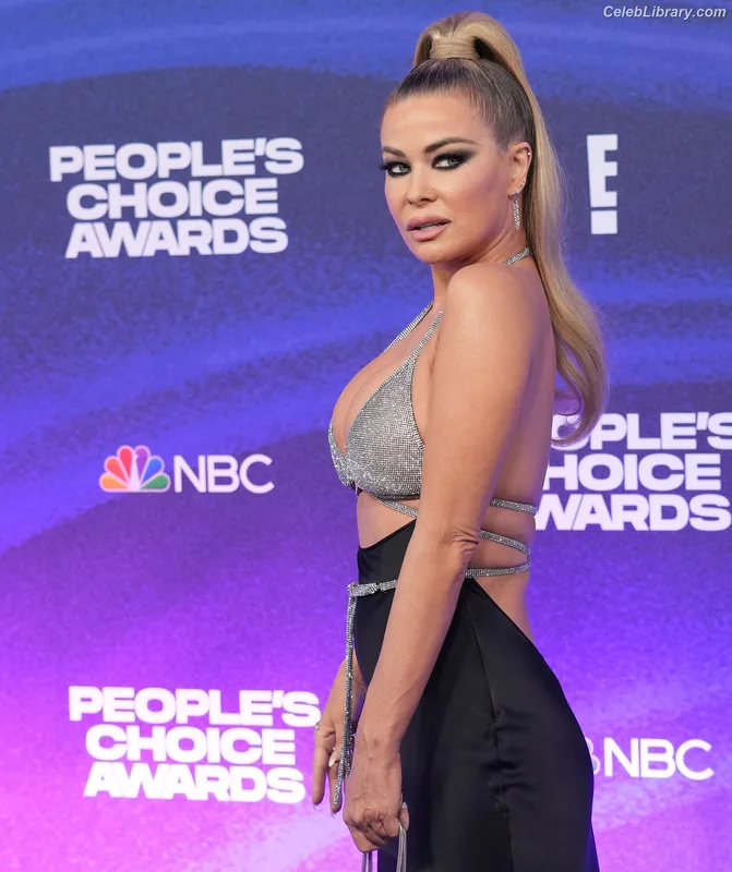 Carmen Electra photo 1 of 835