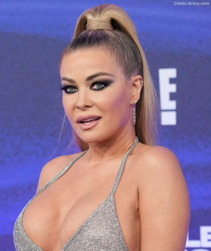 Carmen Electra photo 2 of 835