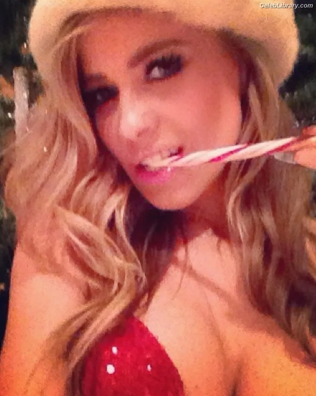 Carmen Electra photo 13 of 835