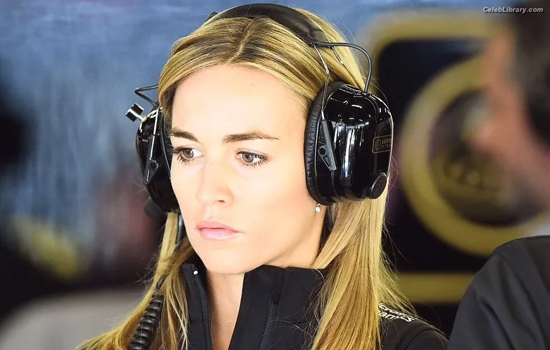 Carmen Jorda photo 13 of 49
