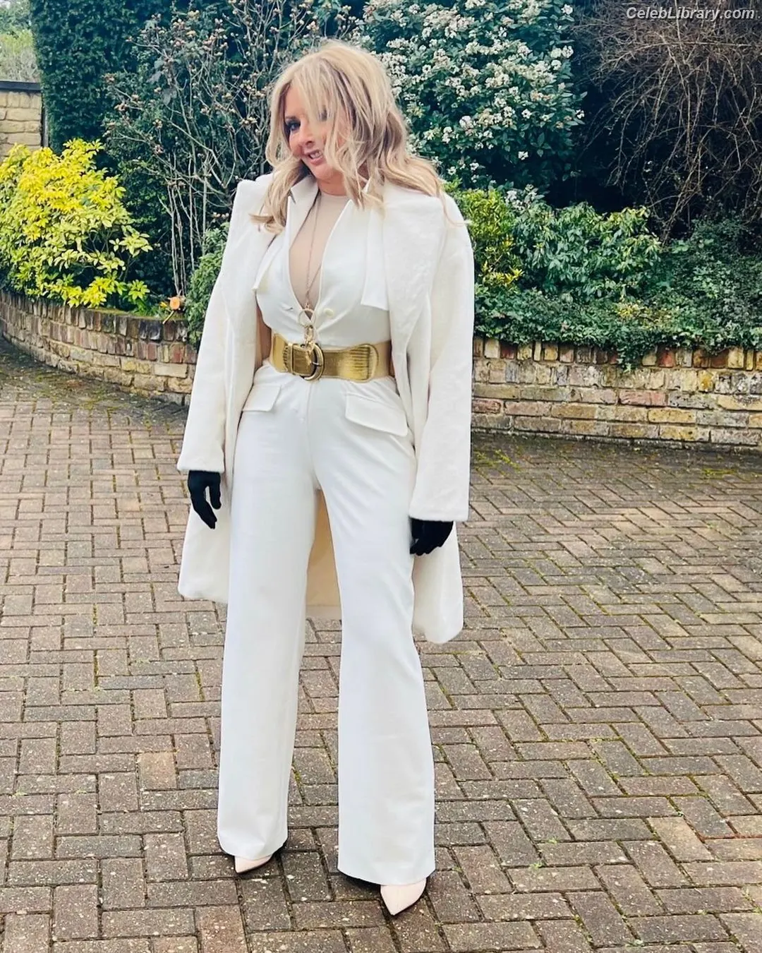 Carol Vorderman photo 1 of 678