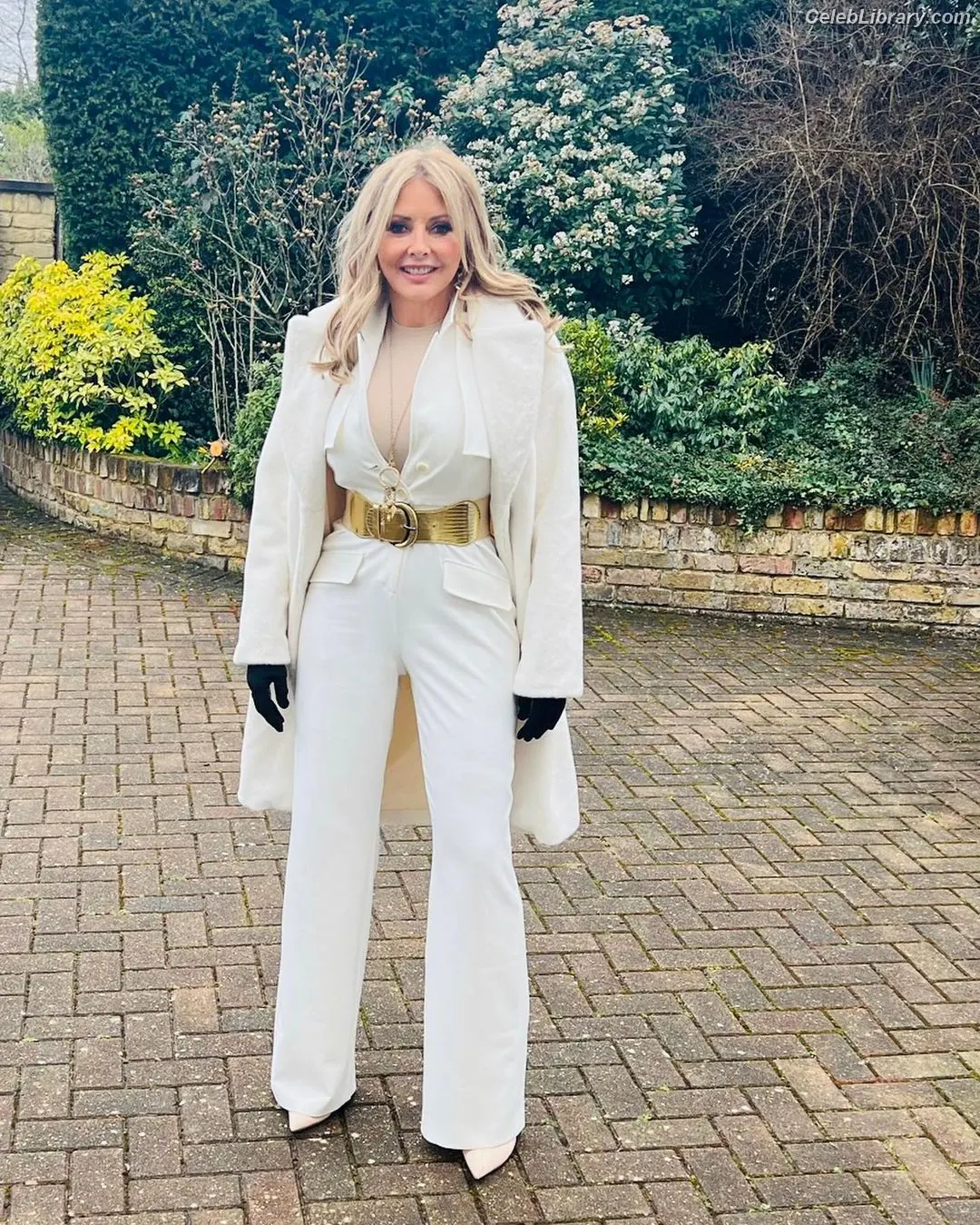 Carol Vorderman photo 7 of 678