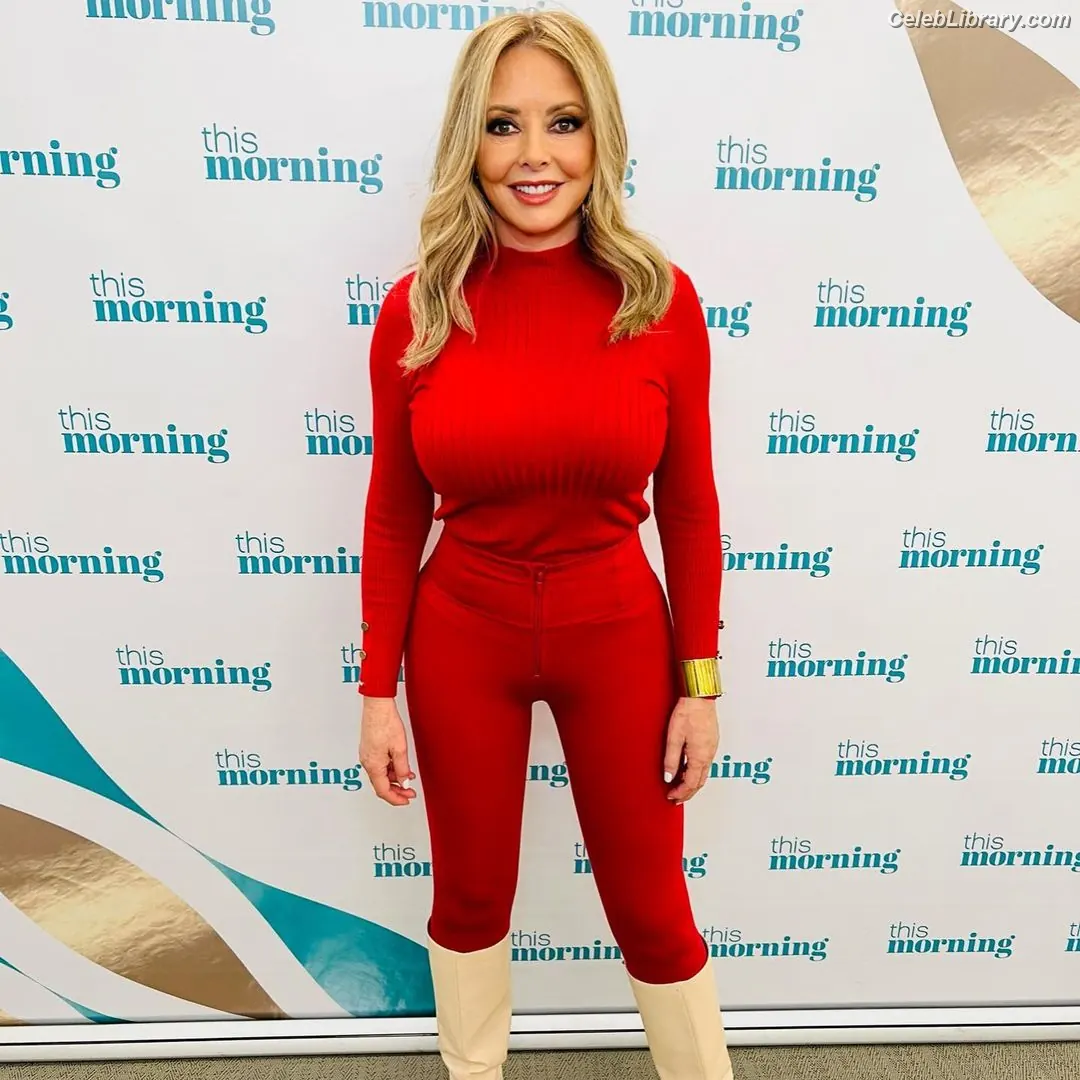 Carol Vorderman photo 9 of 678