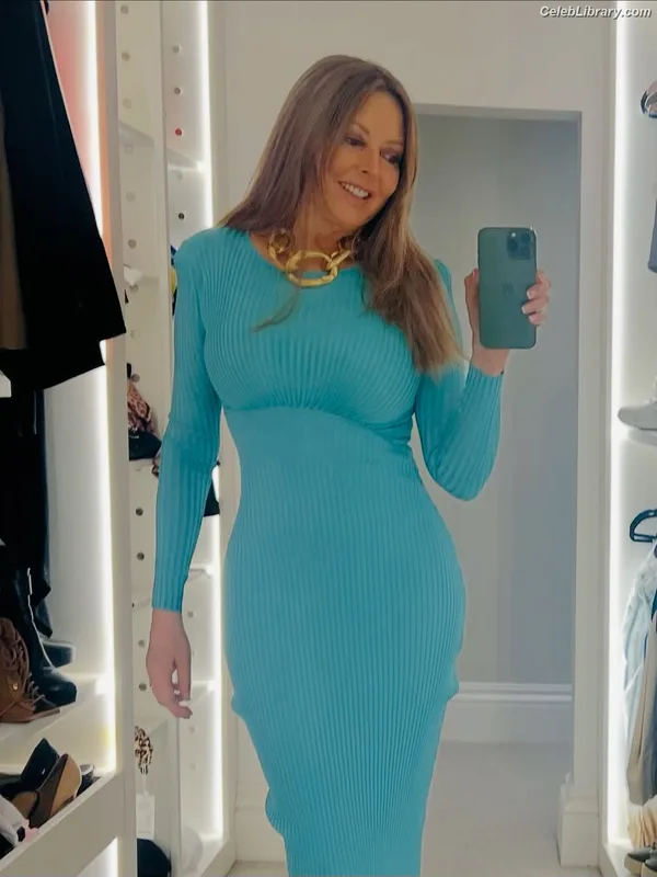 Carol Vorderman photo 7 of 679
