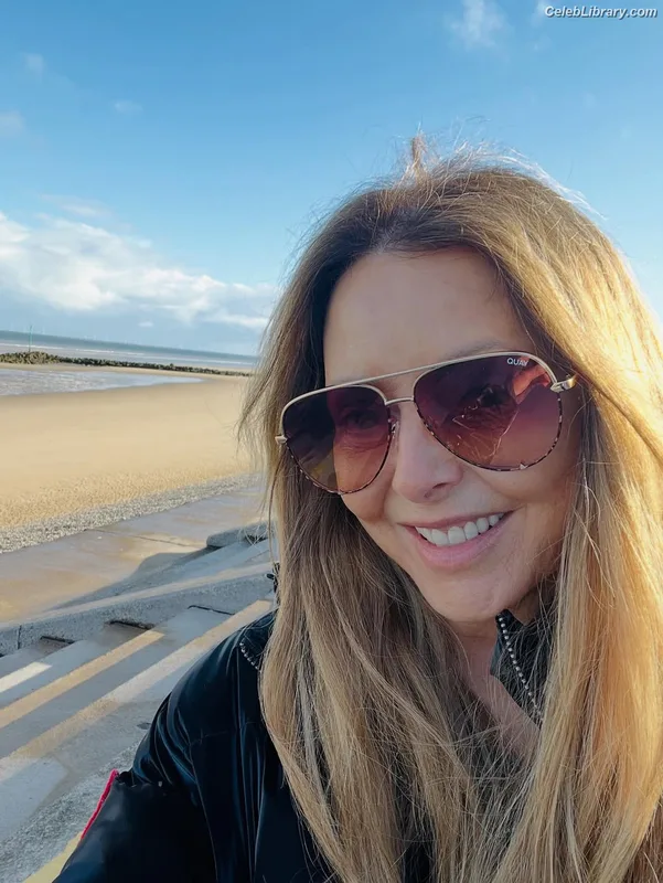 Carol Vorderman photo 16 of 679