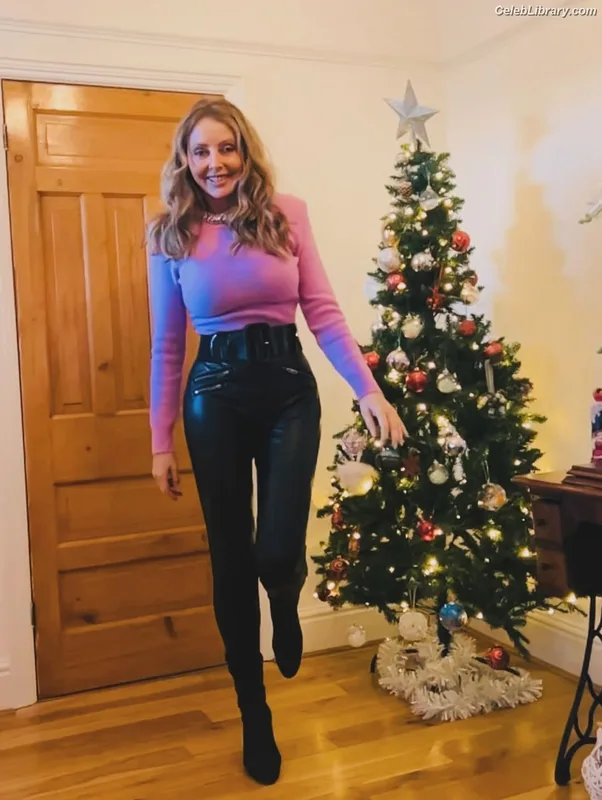Carol Vorderman photo 21 of 679