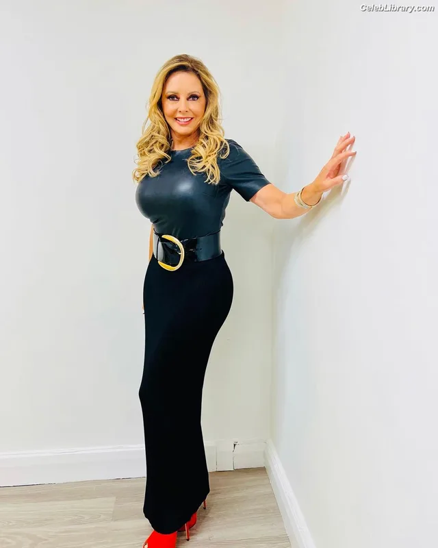 Carol Vorderman photo 5 of 679